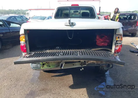 2004 Toyota Tacoma Prerunner из США, поврежденный, VIN 5TESM92N24Z444724